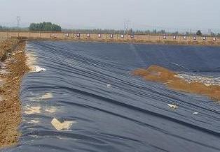 土工膜厂家介绍复合土工膜的防水性能是关建